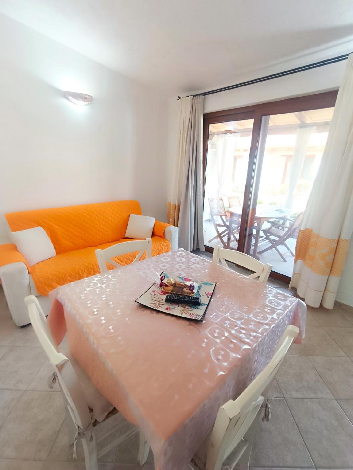 Case Vacanze Nioleo - Apartments And Pool 西尼斯科拉 外观 照片