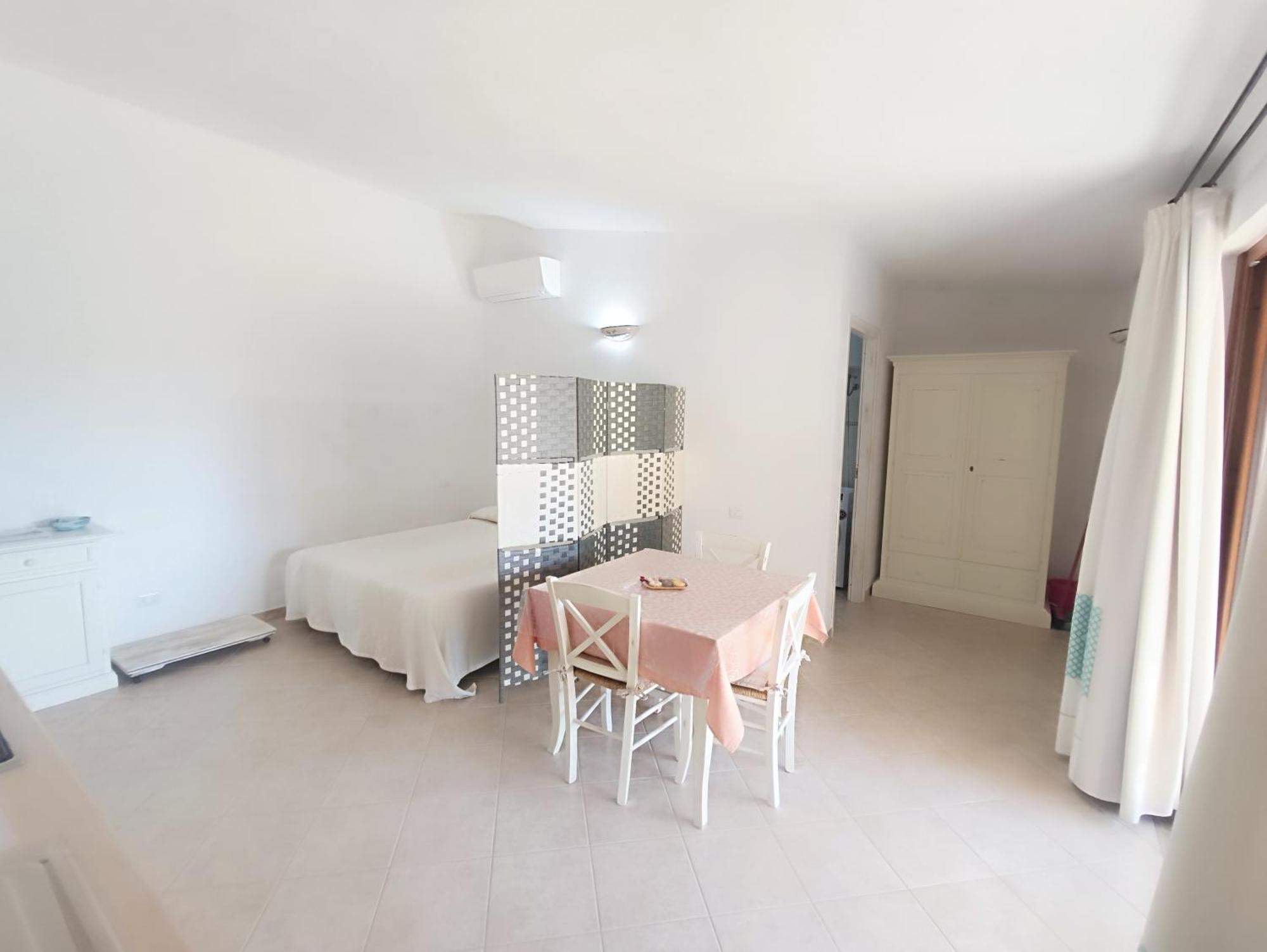 Case Vacanze Nioleo - Apartments And Pool 西尼斯科拉 外观 照片