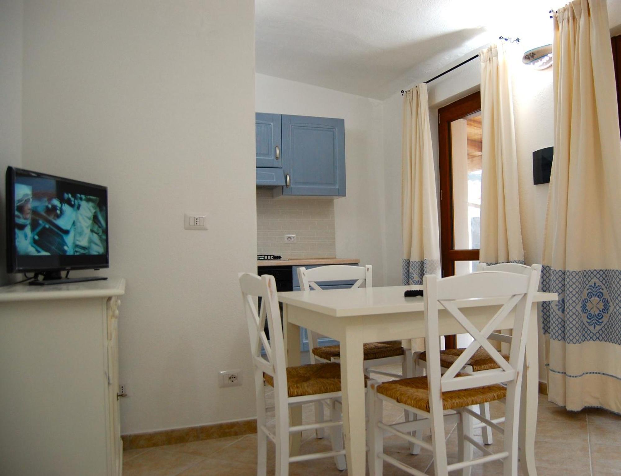 Case Vacanze Nioleo - Apartments And Pool 西尼斯科拉 外观 照片